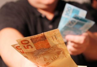 Bancos fazem mutirão para renegociar dívidas em dezembro