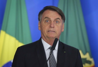 Bolsonaro veta projeto que exigia psicologia e assistência social em escolas públicas
