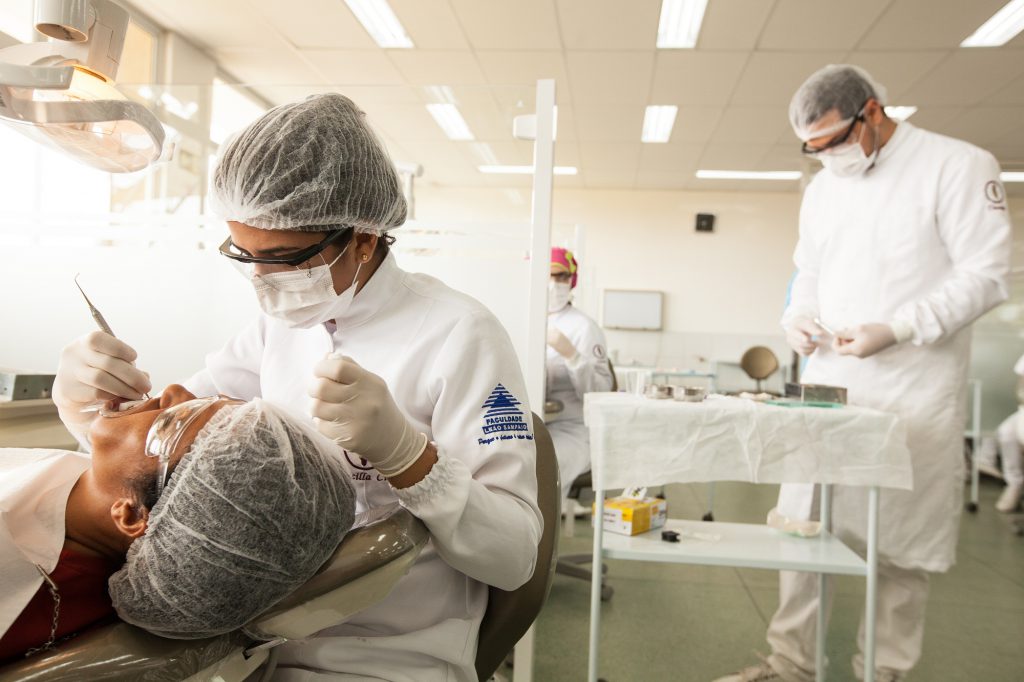 Clínicas-escolas ajudam caririenses que precisam de serviços de saúde