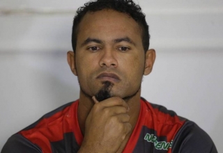 Em enquete no Facebook, torcedores do Barbalha desaprovam a contratação do goleiro Bruno