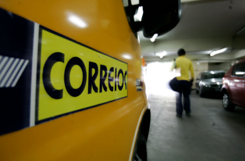 Funcionários dos Correios Ceará aderem à greve nacional
