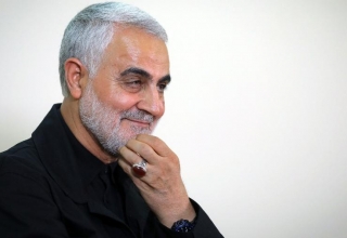 Irã promete 'vingança' após morte do general em ataque aéreo dos EUA