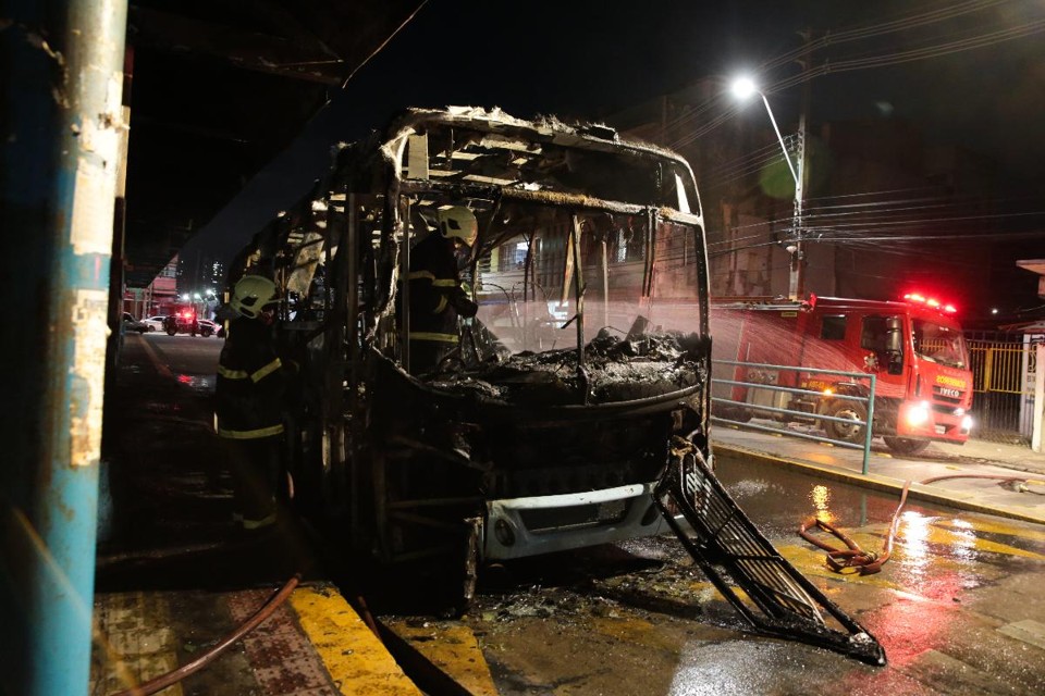 Operação da Policia Civil detém 14 pessoas envolvidas em ataques no Ceará