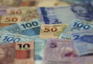 Salário mínimo passa a ser R$ 1.039 em 2020